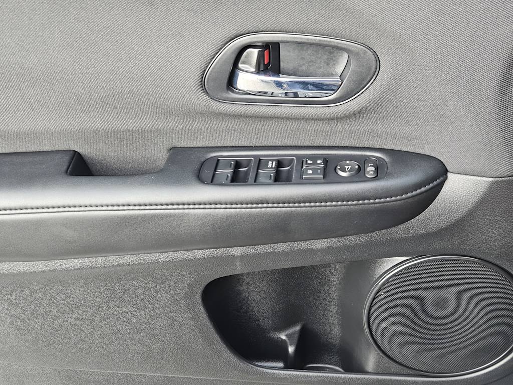 Thumbnail: 2022 Honda HR-V - 28