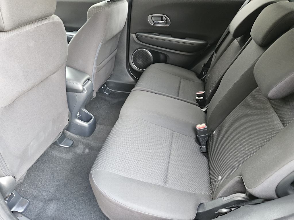Thumbnail: 2016 Honda HR-V - 11