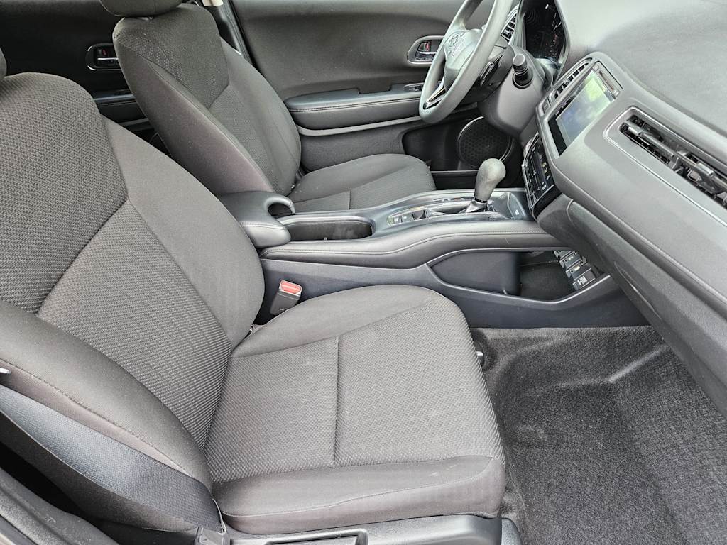 Thumbnail: 2016 Honda HR-V - 10
