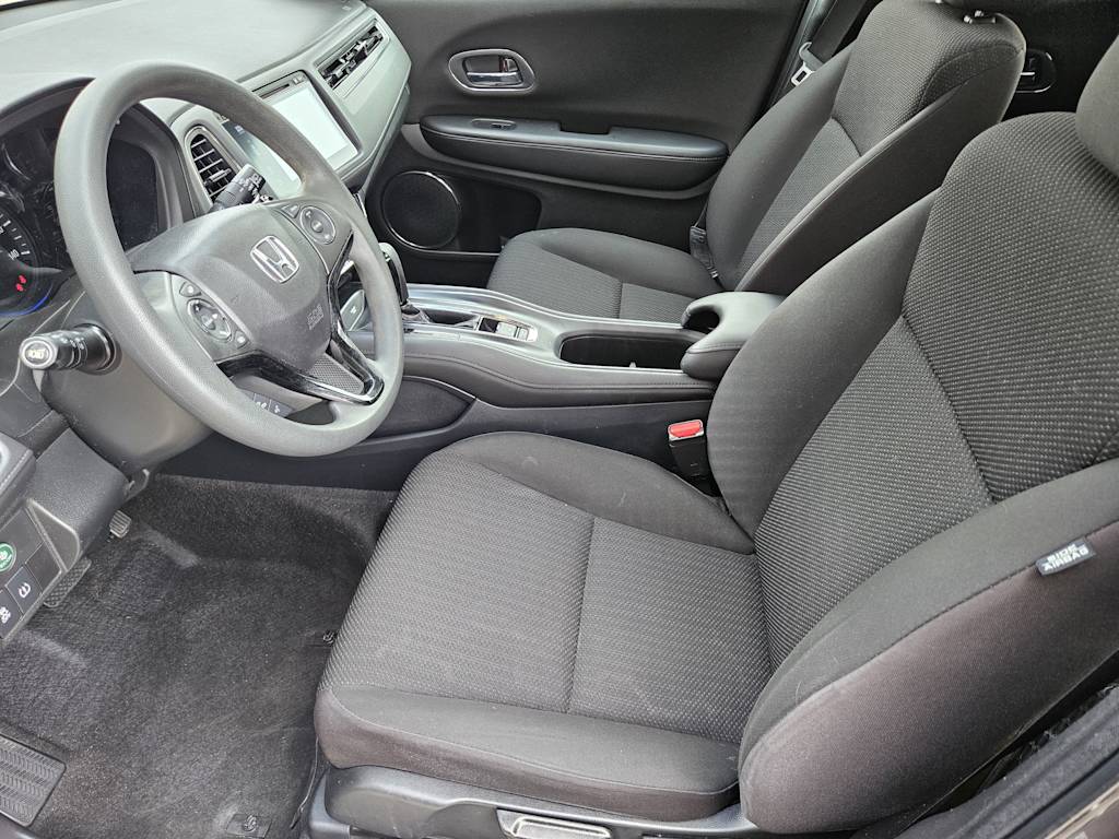 Thumbnail: 2016 Honda HR-V - 9