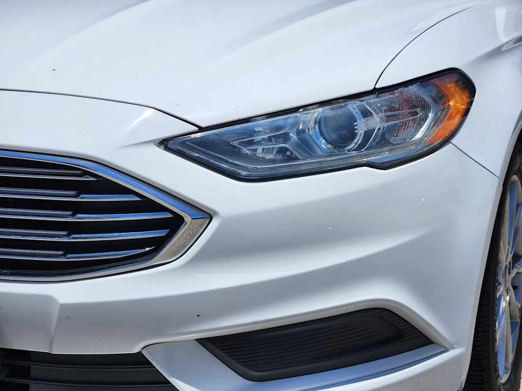 Thumbnail: 2017 Ford Fusion - 21