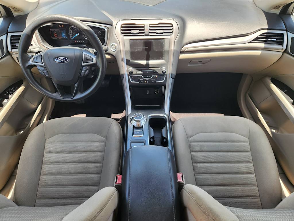 Thumbnail: 2017 Ford Fusion - 8