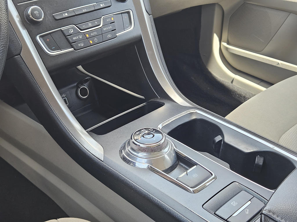 Thumbnail: 2020 Ford Fusion - 14