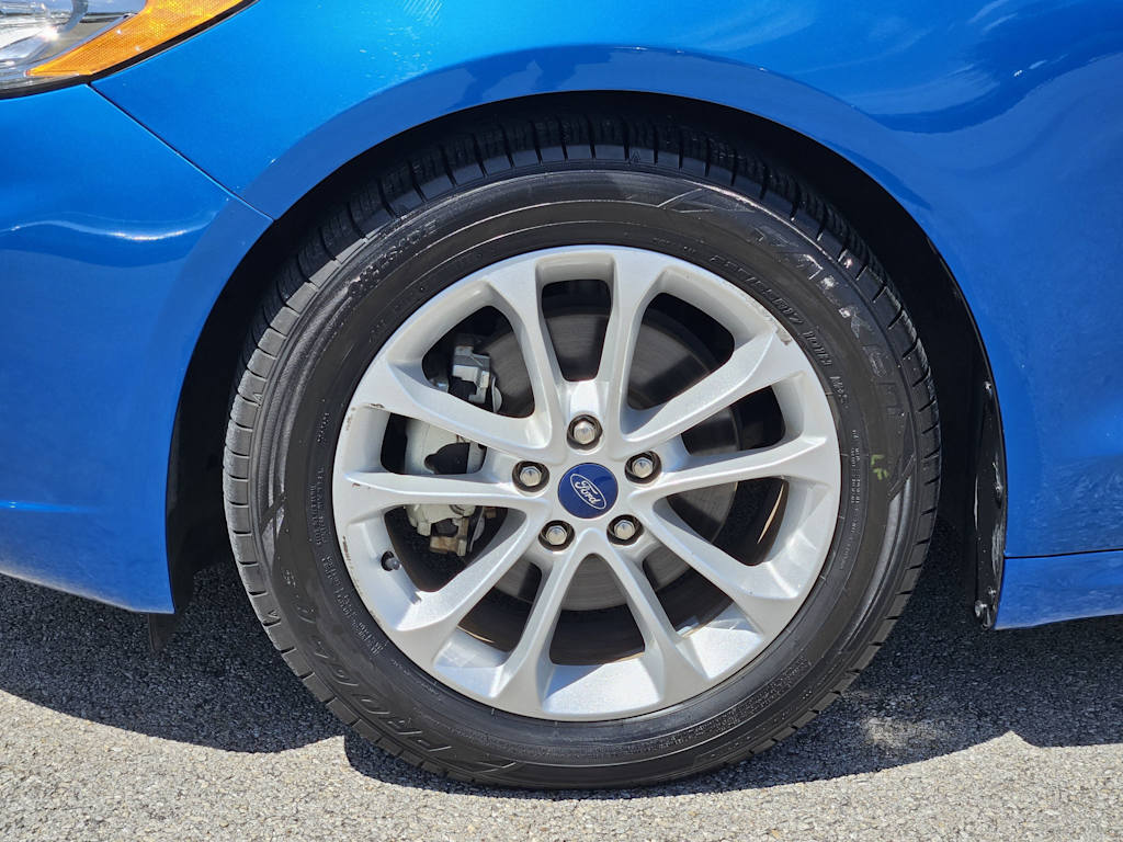 Thumbnail: 2020 Ford Fusion - 21