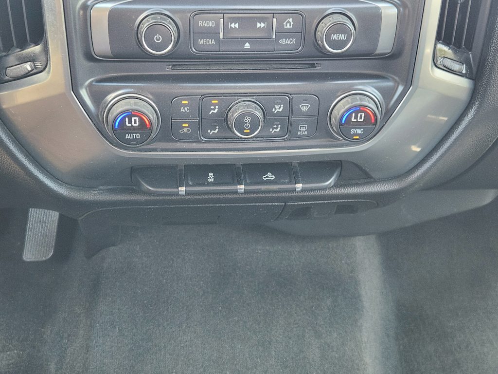 Thumbnail: 2016 Chevrolet Silverado 1500 - 25
