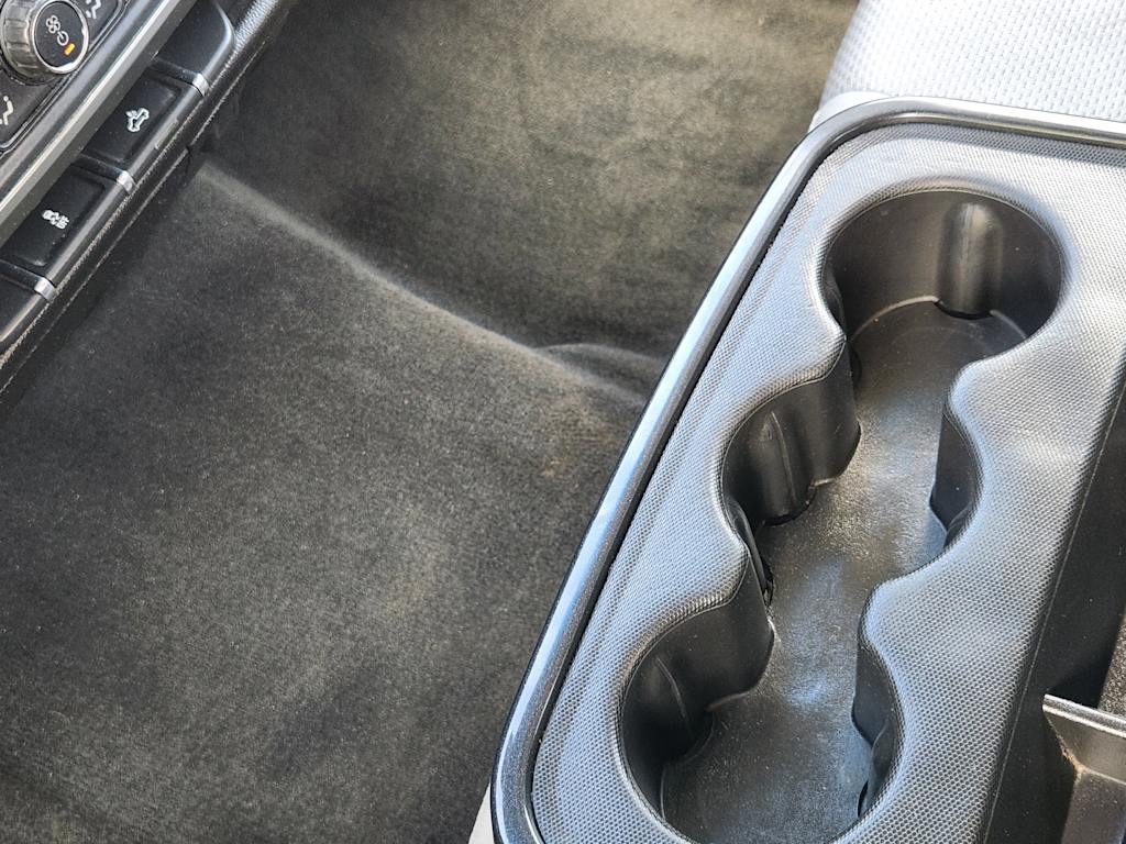 Thumbnail: 2016 Chevrolet Silverado 1500 - 26