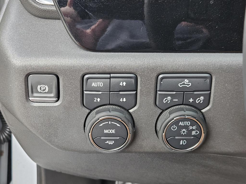 Thumbnail: 2024 Chevrolet Silverado 1500 - 27