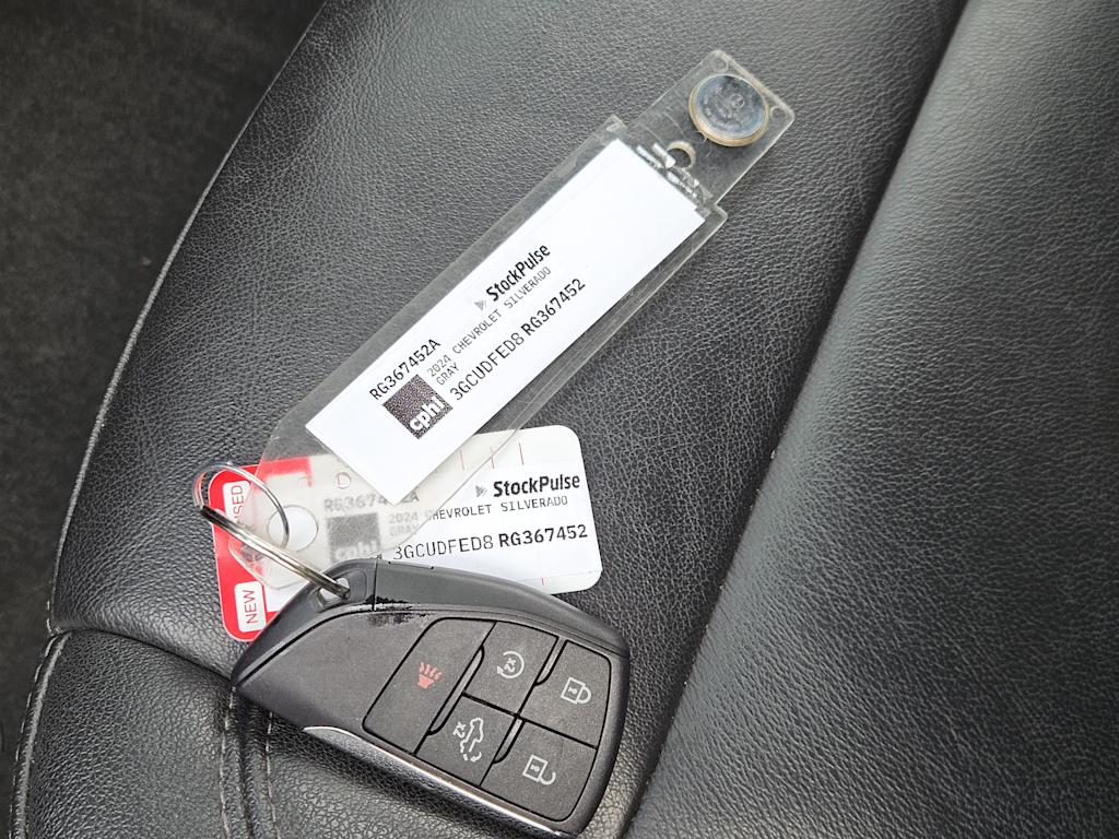 Thumbnail: 2024 Chevrolet Silverado 1500 - 16