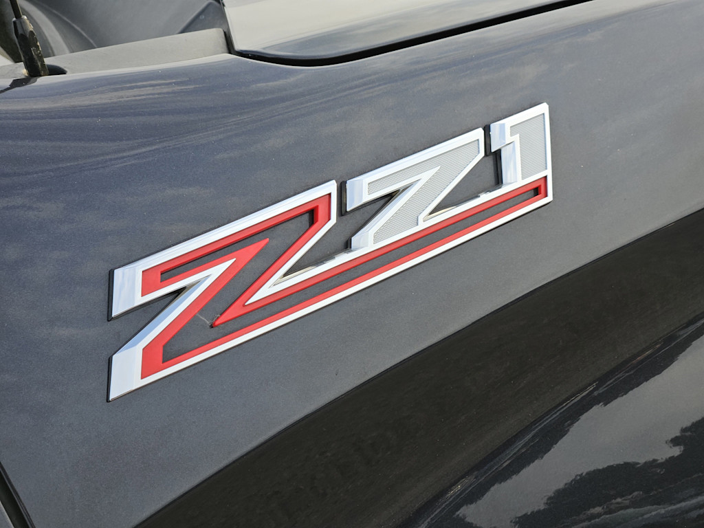 Thumbnail: 2023 Chevrolet Silverado 1500 - 5