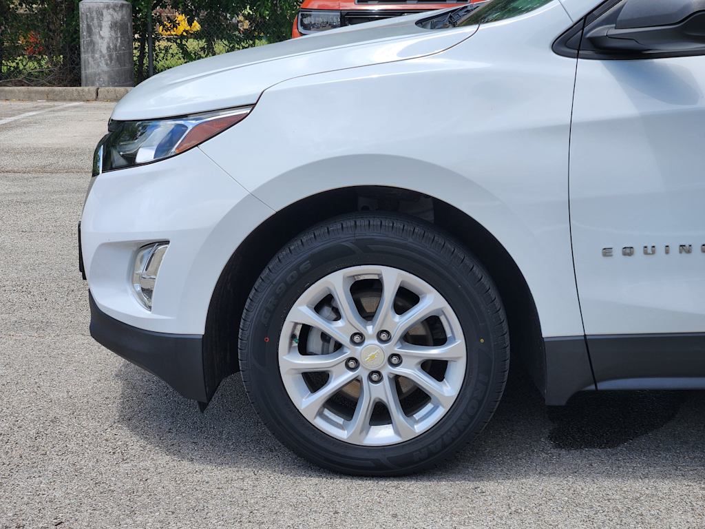 Thumbnail: 2021 Chevrolet Equinox - 6
