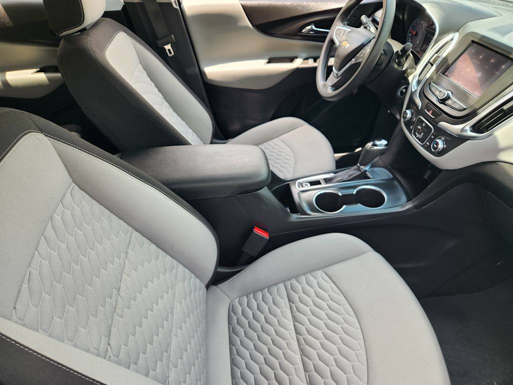Thumbnail: 2021 Chevrolet Equinox - 10
