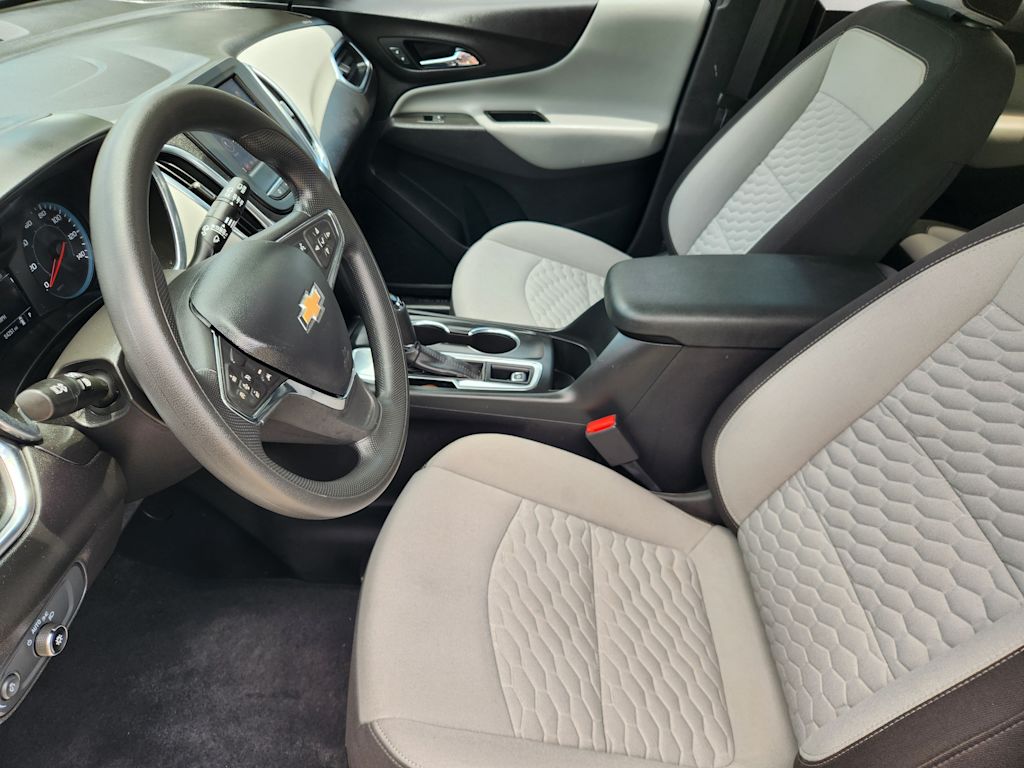 Thumbnail: 2021 Chevrolet Equinox - 9