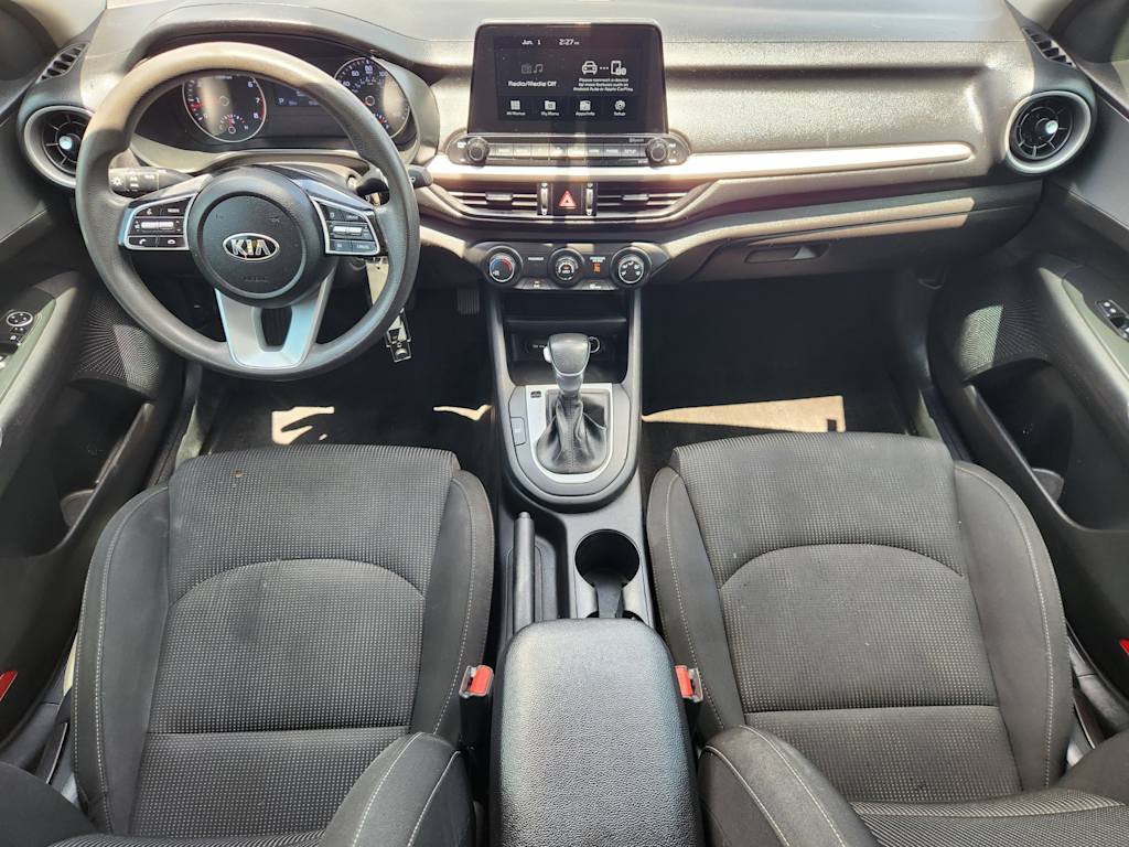 Thumbnail: 2021 Kia Forte - 8