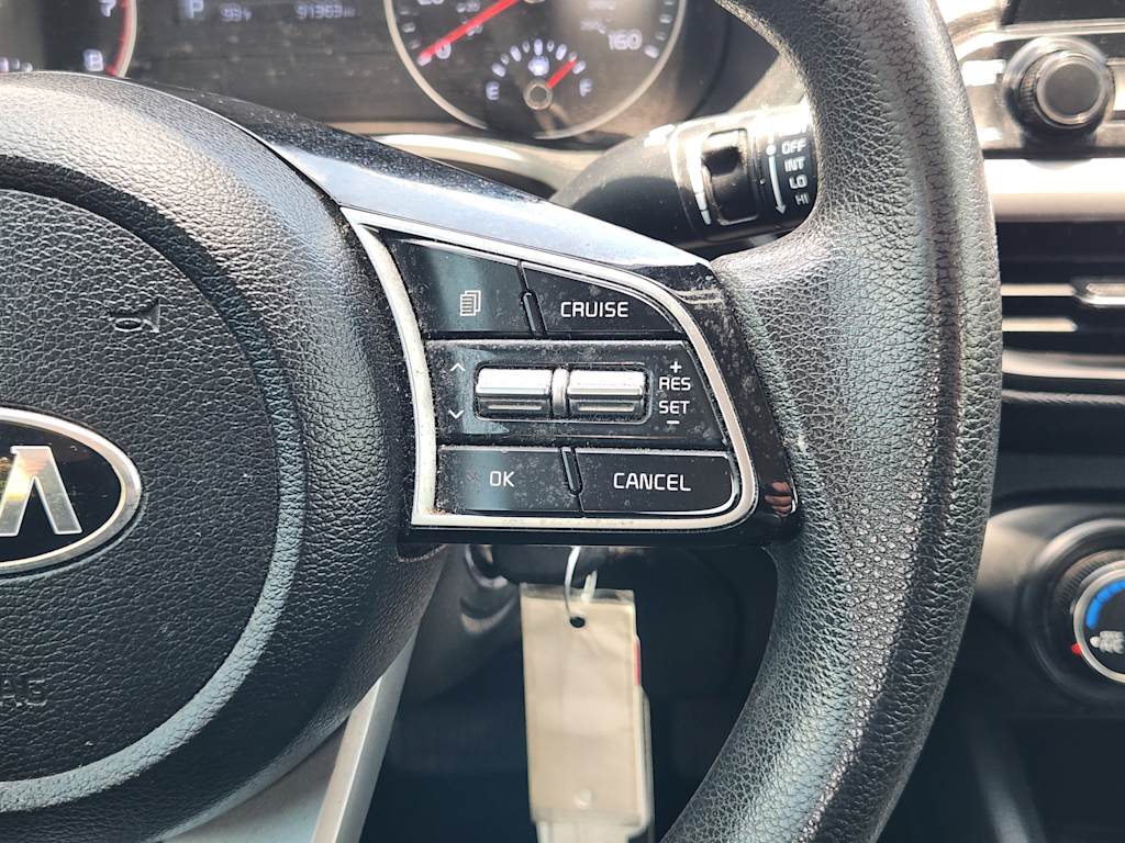 Thumbnail: 2021 Kia Forte - 31