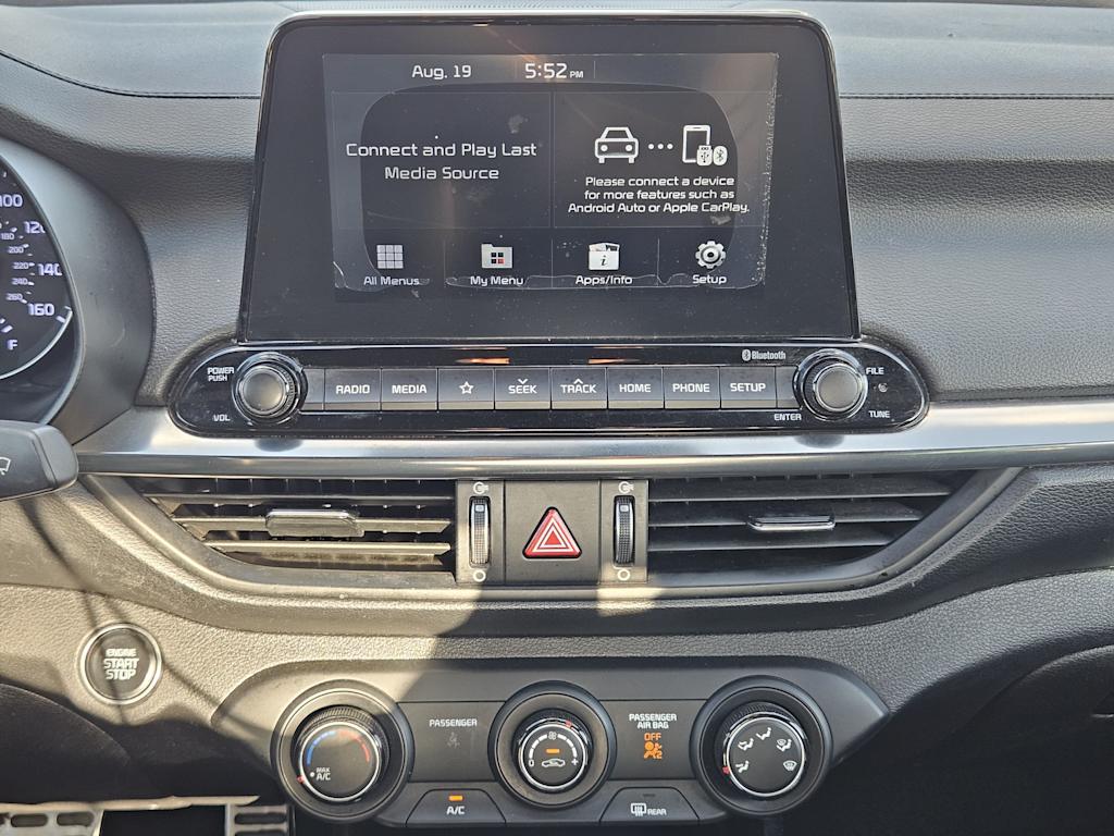 Thumbnail: 2021 Kia Forte - 14