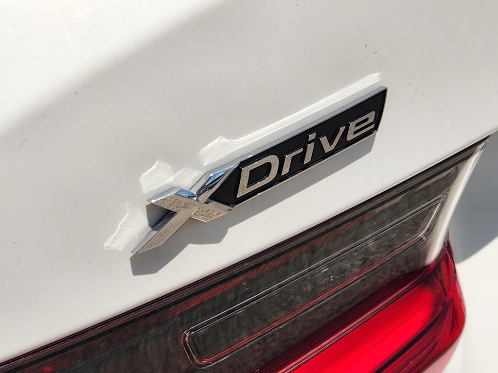 Thumbnail: 2021 BMW 3 Series - 23