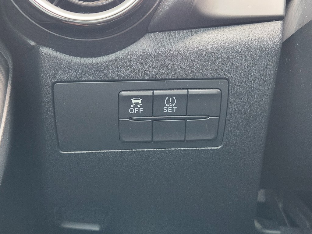 Thumbnail: 2020 Toyota Yaris - 29