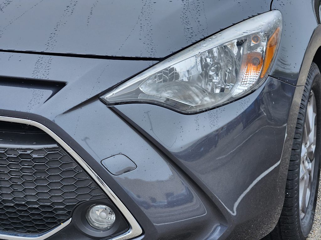 Thumbnail: 2020 Toyota Yaris - 21