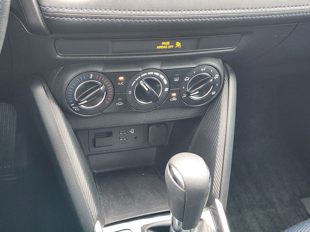 Thumbnail: 2020 Toyota Yaris - 27