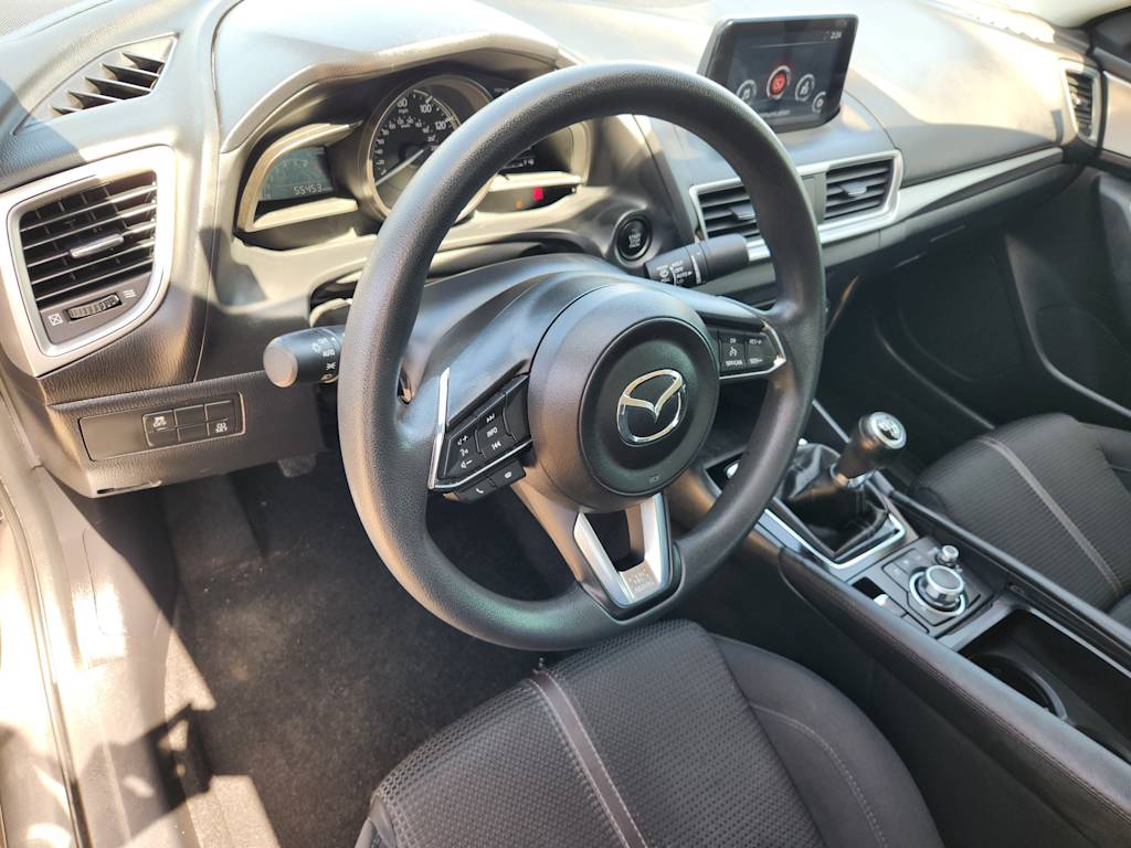 Thumbnail: 2017 Mazda Mazda3 - 2