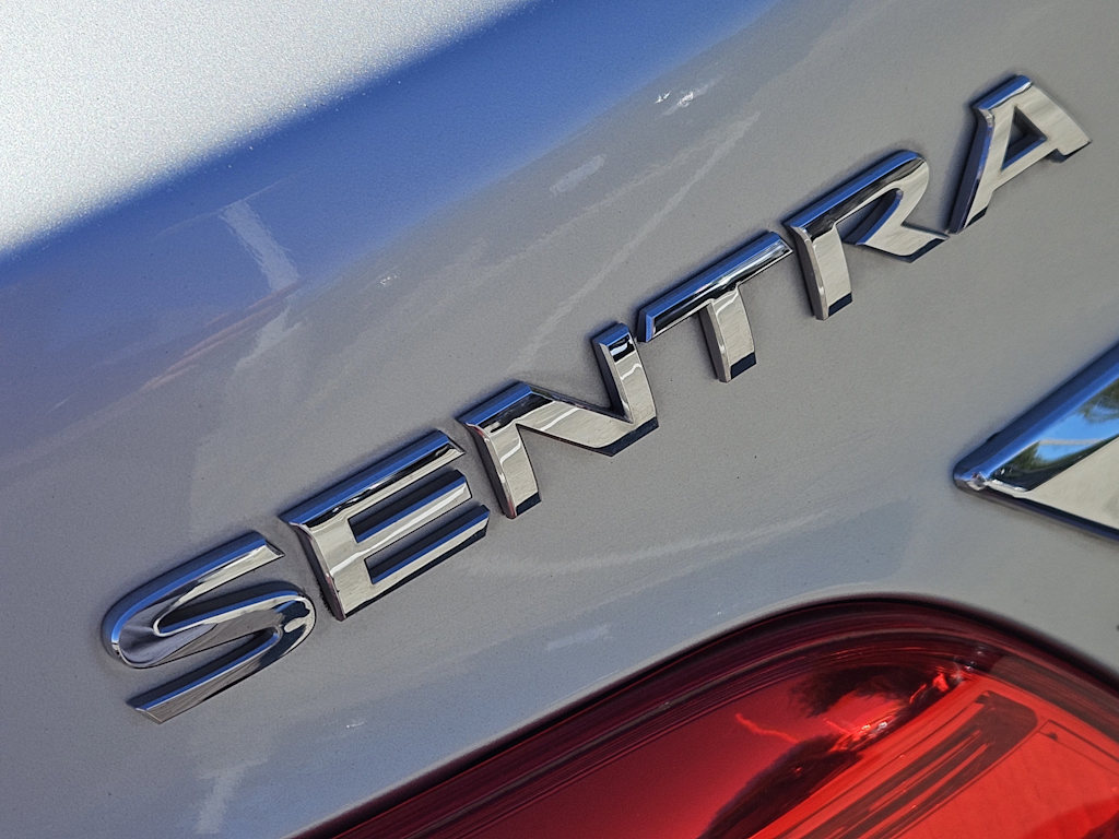 Thumbnail: 2017 Nissan Sentra - 5
