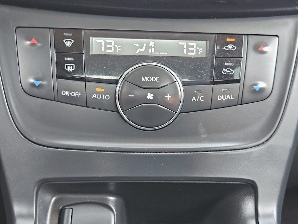Thumbnail: 2019 Nissan Sentra - 26