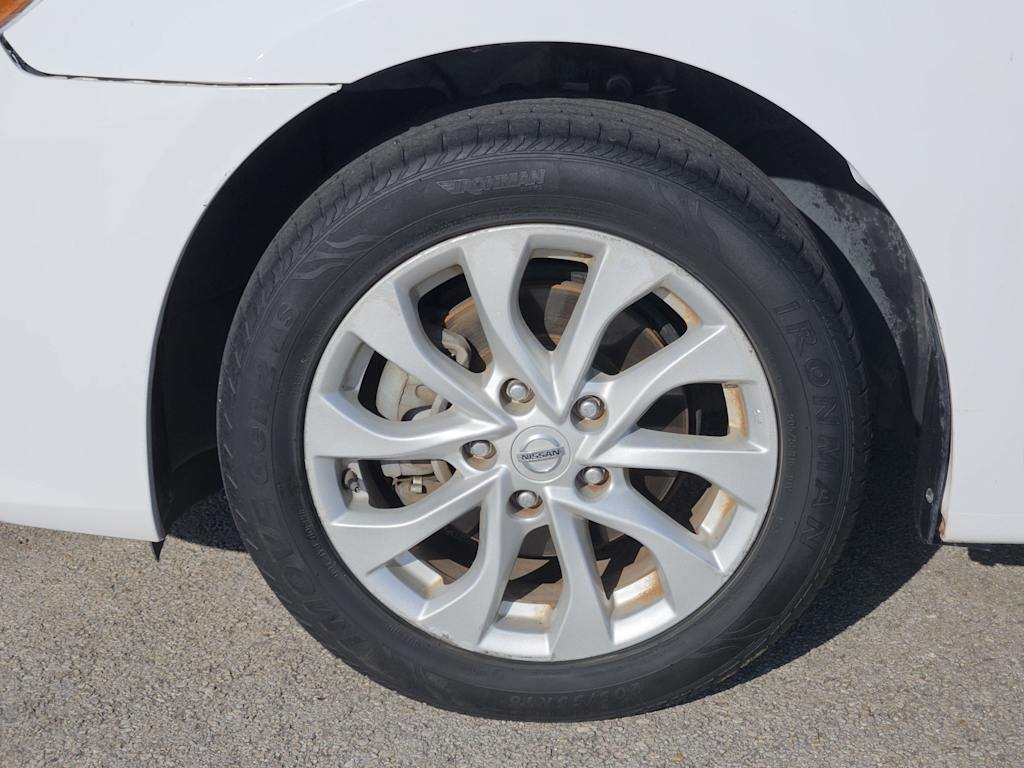 Thumbnail: 2019 Nissan Sentra - 22