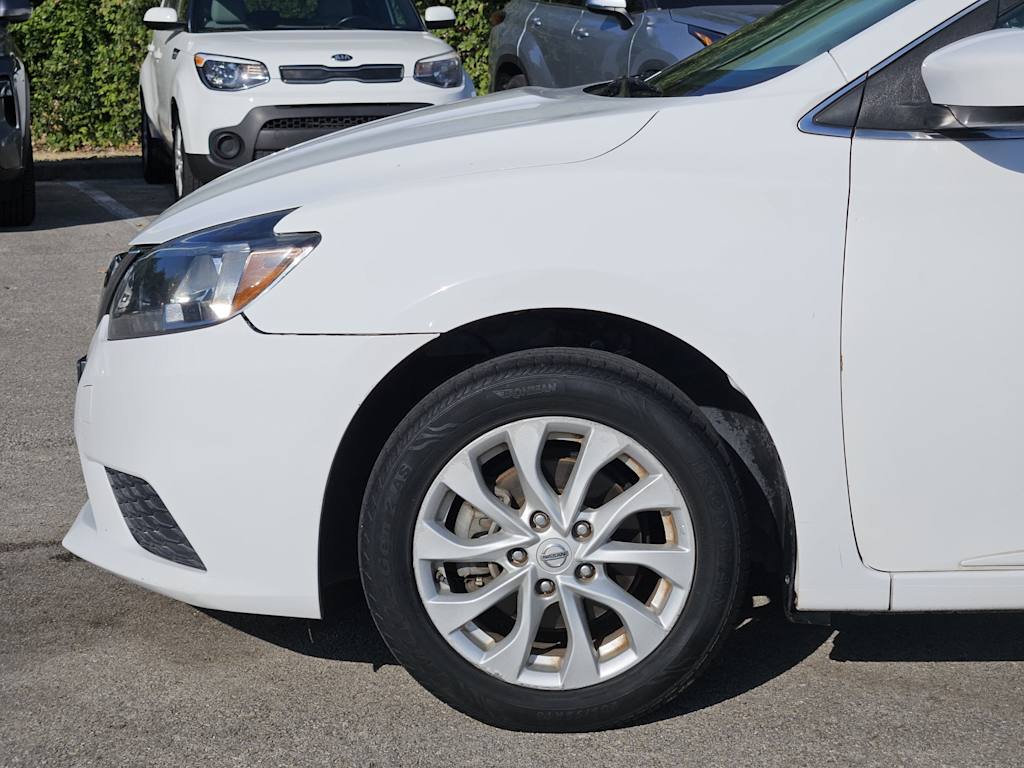 Thumbnail: 2019 Nissan Sentra - 6