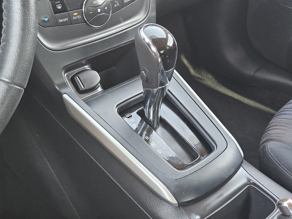Thumbnail: 2019 Nissan Sentra - 14