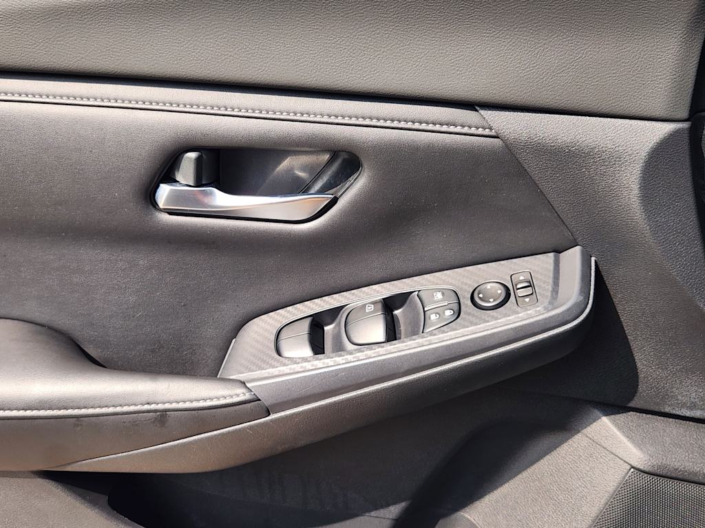 Thumbnail: 2020 Nissan Sentra - 28