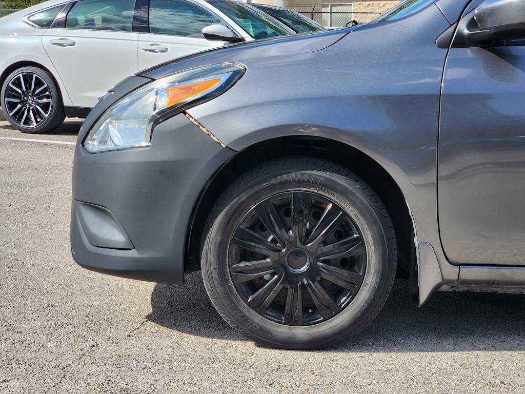 Thumbnail: 2016 Nissan Versa - 6