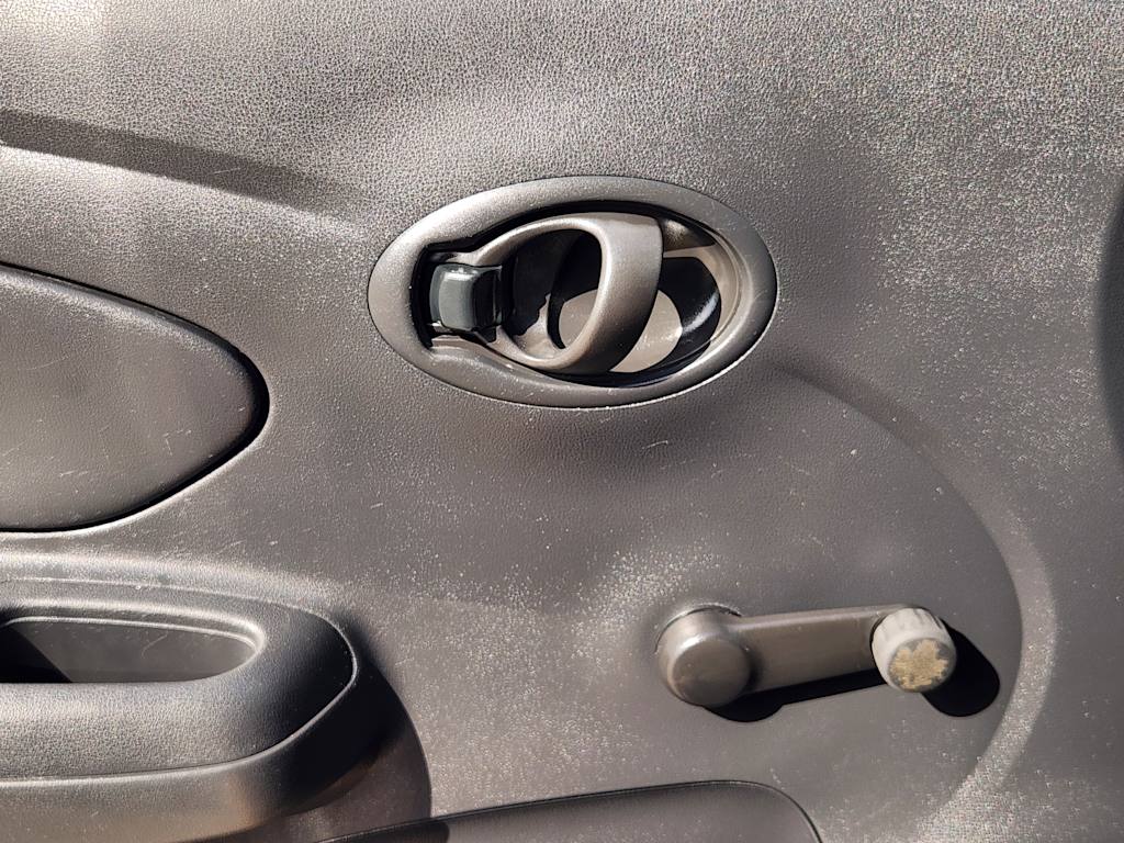 Thumbnail: 2016 Nissan Versa - 26
