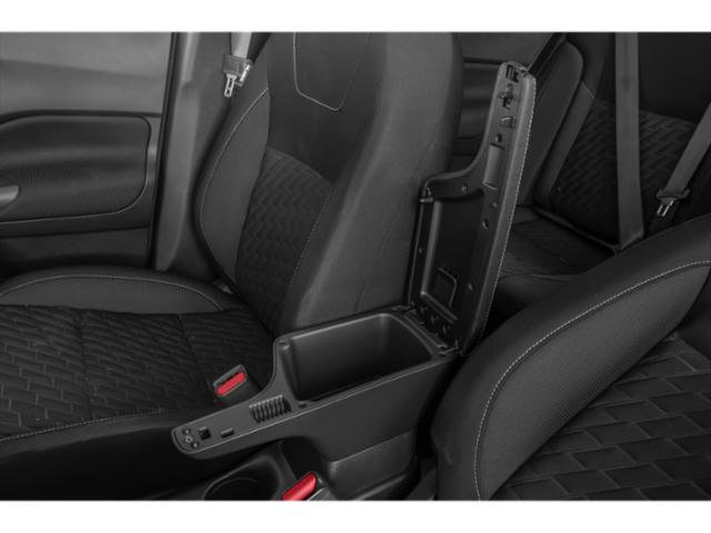 Thumbnail: 2021 Nissan Kicks - 17