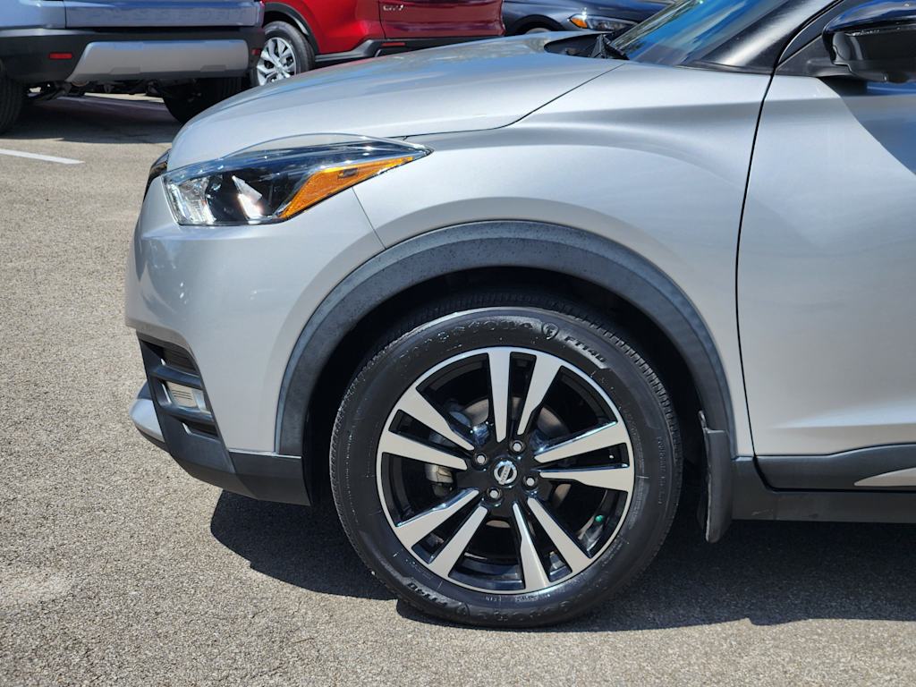 Thumbnail: 2019 Nissan Kicks - 6