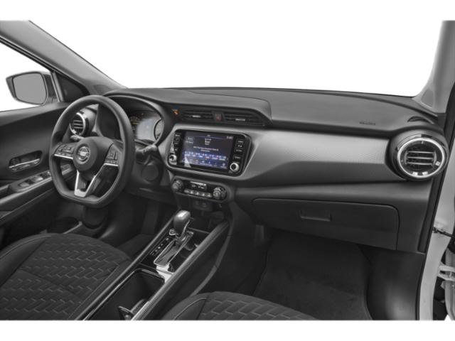 Thumbnail: 2021 Nissan Kicks - 10