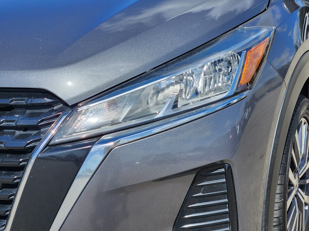 Thumbnail: 2021 Nissan Kicks - 21