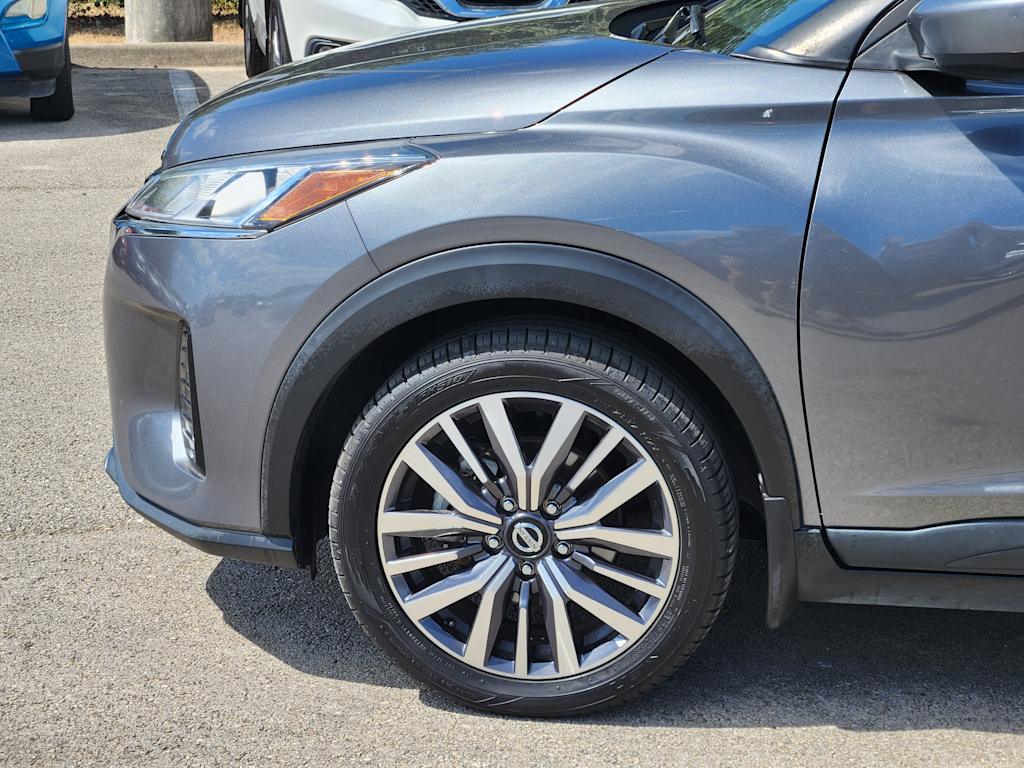Thumbnail: 2021 Nissan Kicks - 6