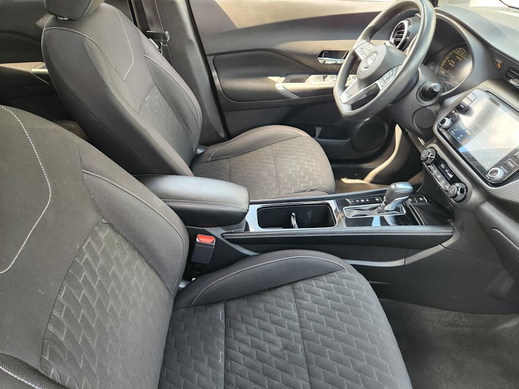 Thumbnail: 2021 Nissan Kicks - 10