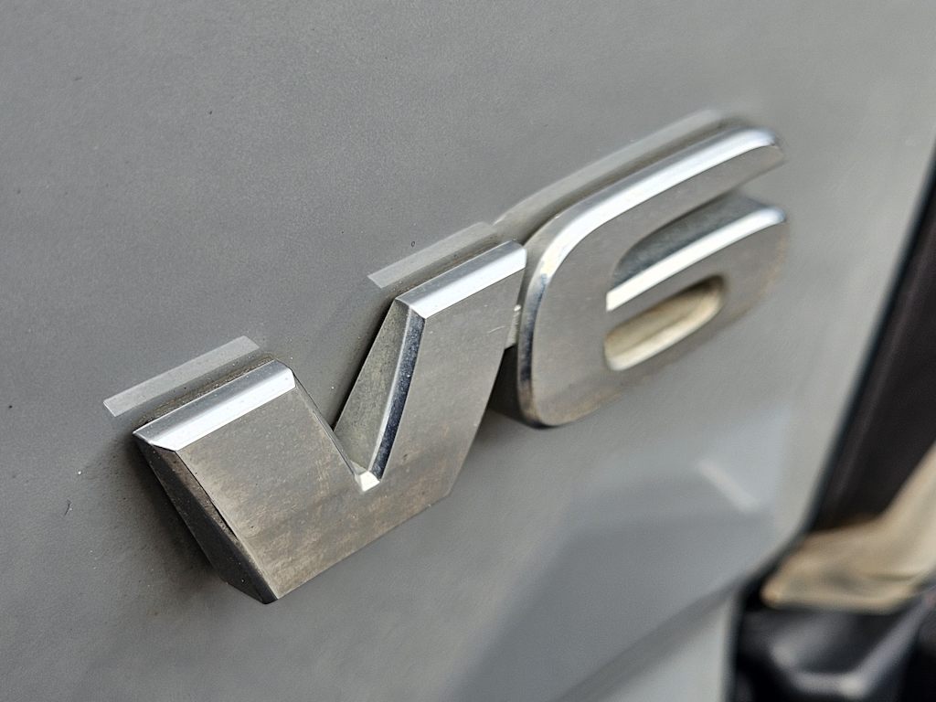 Thumbnail: 2020 Toyota Tacoma - 24