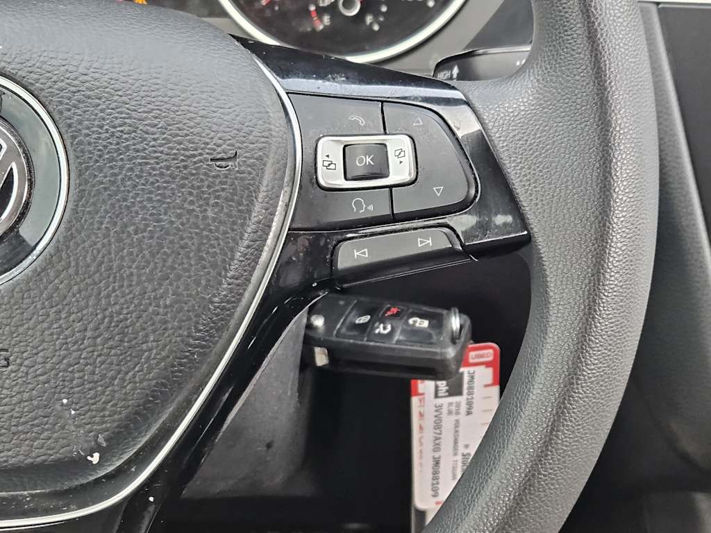 Thumbnail: 2018 Volkswagen Tiguan - 32