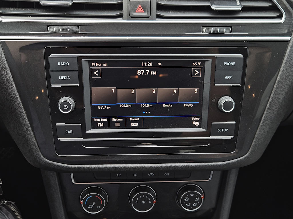 Thumbnail: 2018 Volkswagen Tiguan - 13