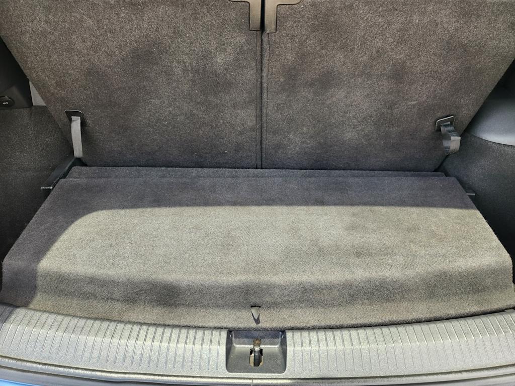 Thumbnail: 2018 Volkswagen Tiguan - 16