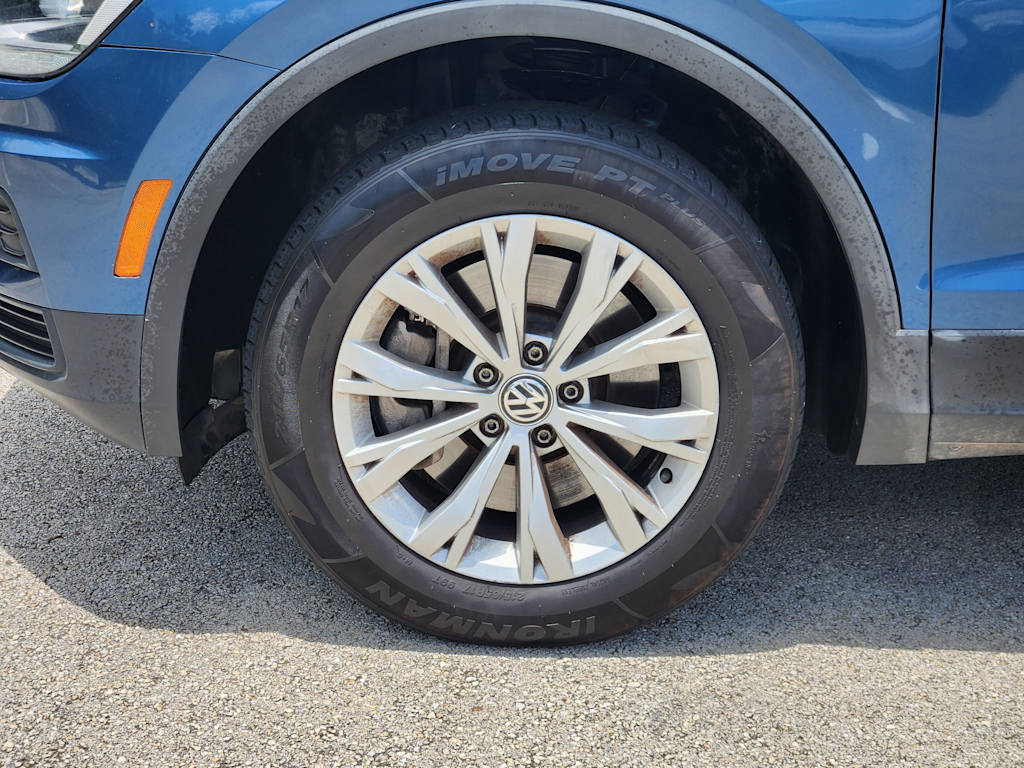 Thumbnail: 2018 Volkswagen Tiguan - 22