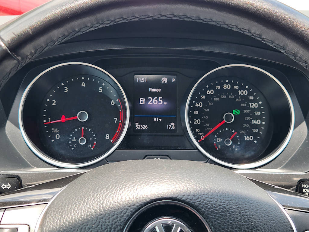 Thumbnail: 2018 Volkswagen Tiguan - 15