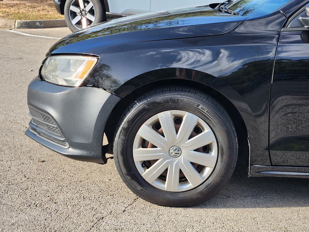 Thumbnail: 2016 Volkswagen Jetta - 5