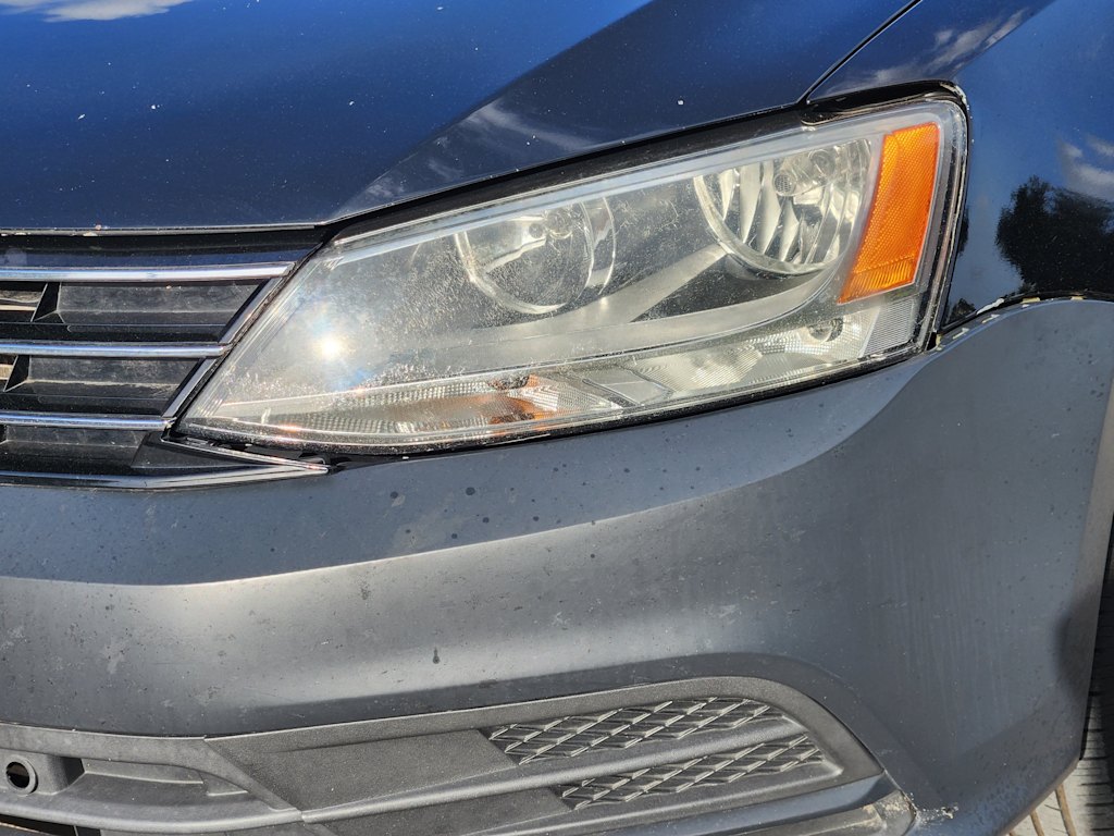 Thumbnail: 2016 Volkswagen Jetta - 19