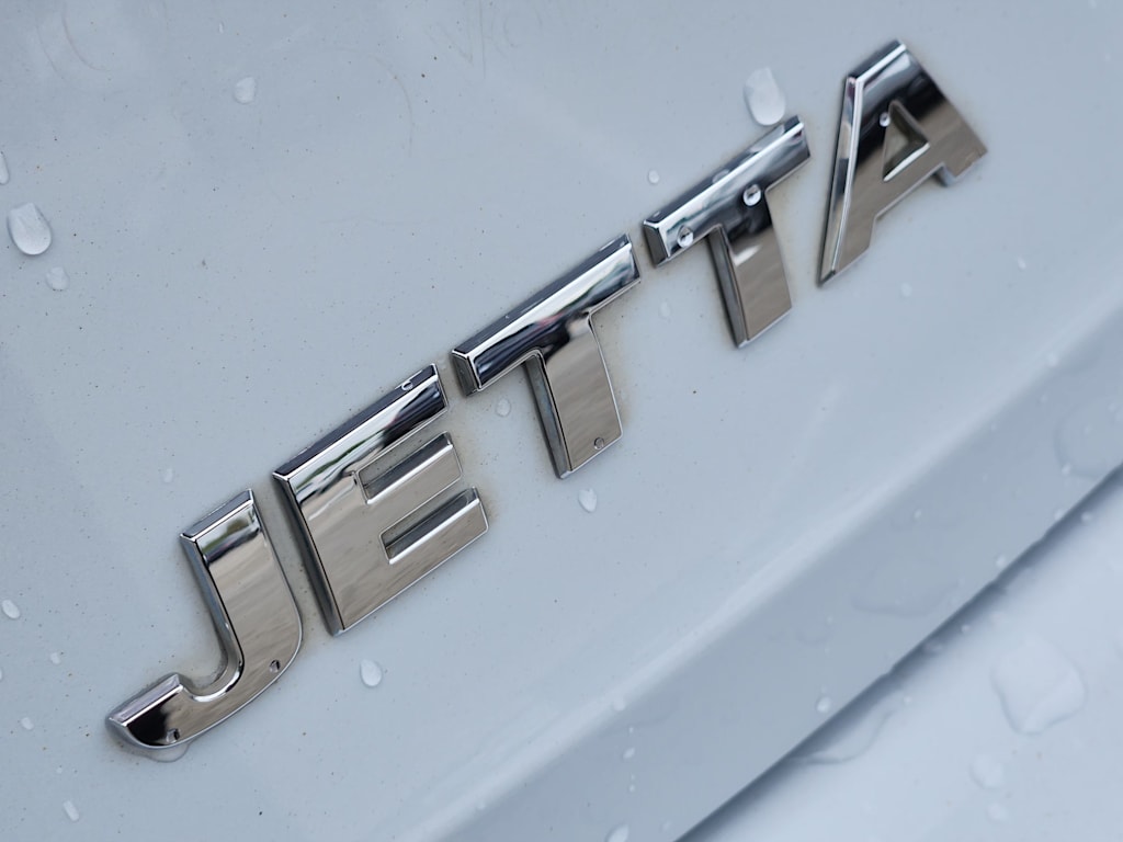 Thumbnail: 2019 Volkswagen Jetta - 5