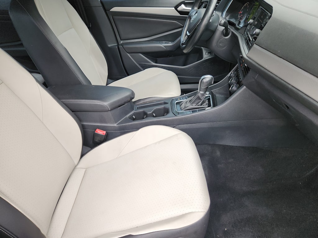 Thumbnail: 2019 Volkswagen Jetta - 10