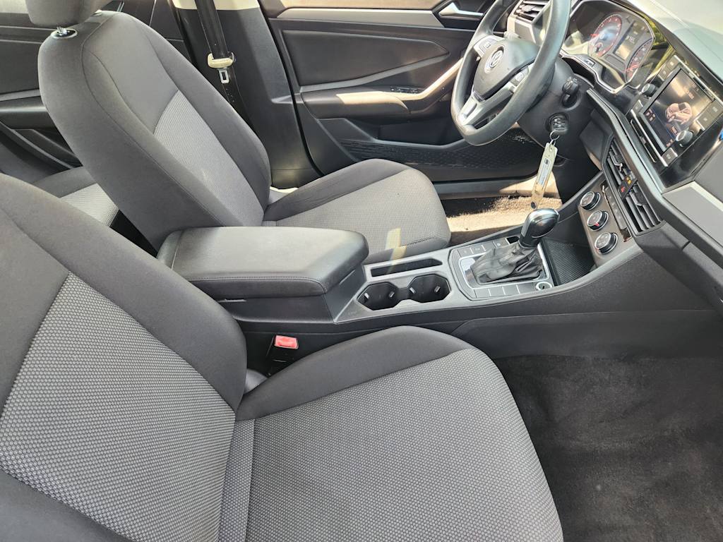 Thumbnail: 2019 Volkswagen Jetta - 10