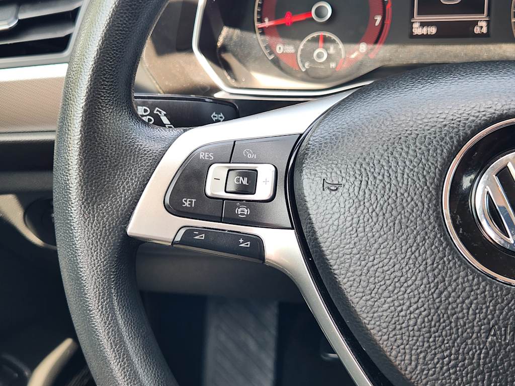 Thumbnail: 2019 Volkswagen Jetta - 30